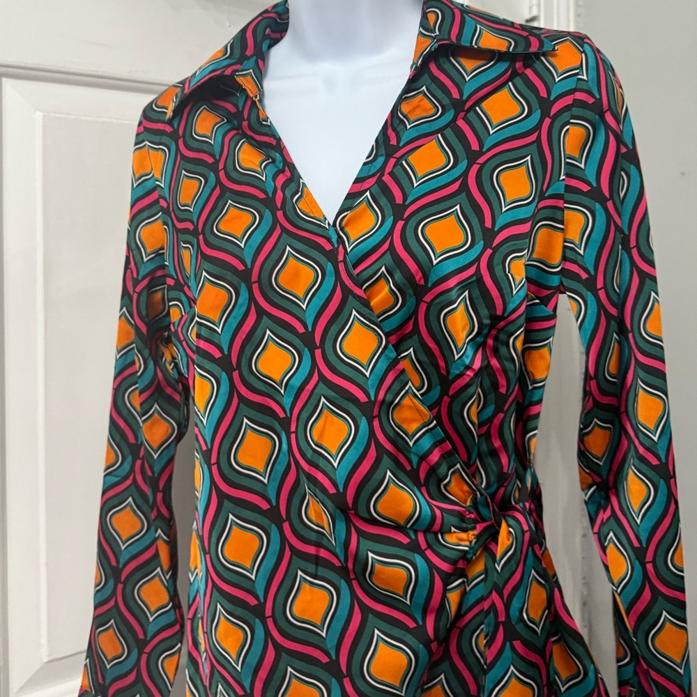 Colorful Geometric Wrap Blouse